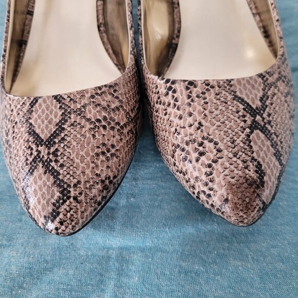 Old Navy Pumps ~ Size 7 - Picture 8 of 8